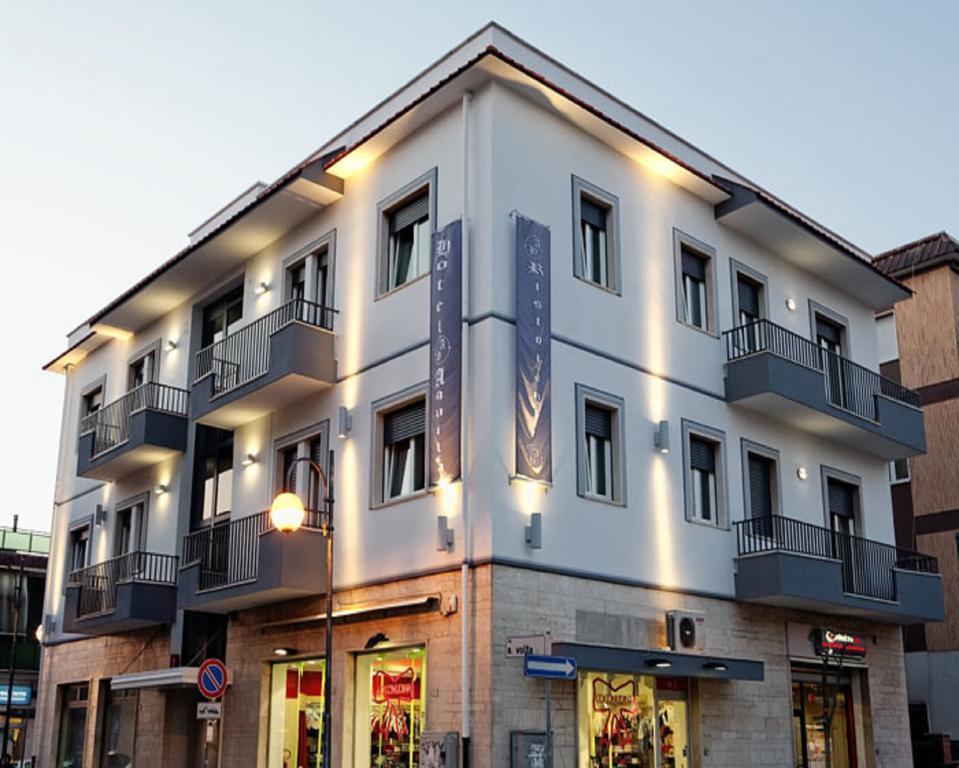 Hotel Aquila Aprilia Exteriér fotografie