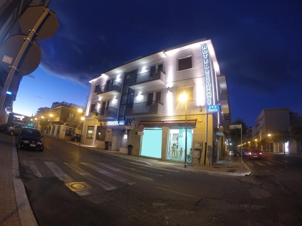Hotel Aquila Aprilia Exteriér fotografie
